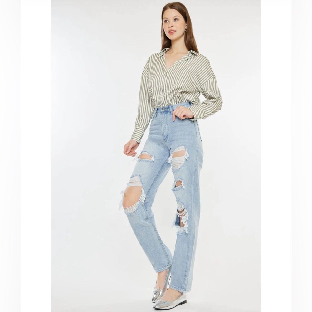 NWT KanCan Kyla Ultra High Rise 90's Baggy Jeans Size 11‎ / 29 in Light Wash